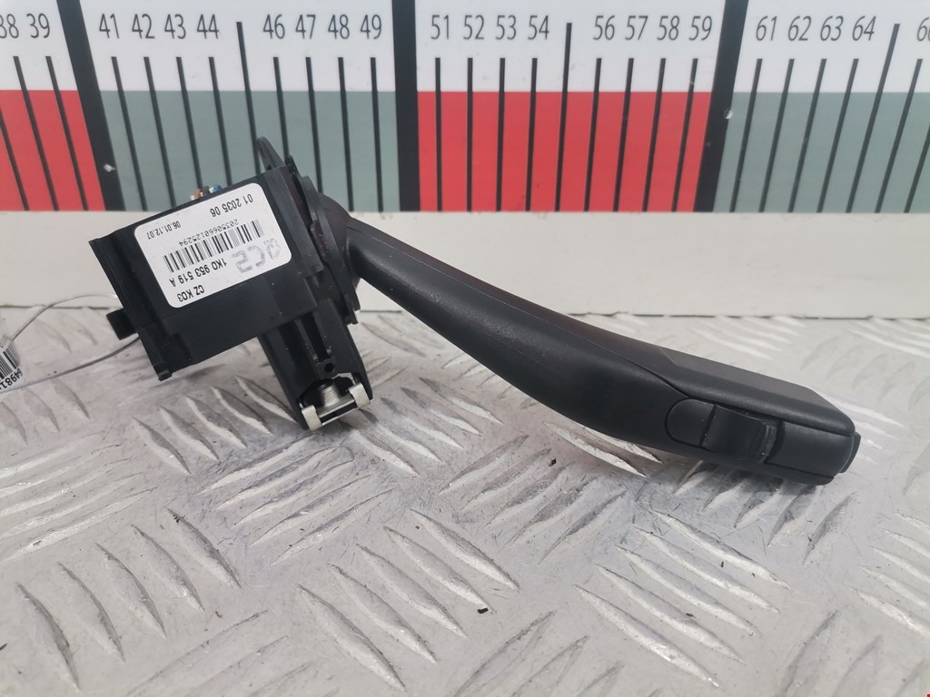 Переключатель стеклоочистителя SEAT Toledo 2004-2009