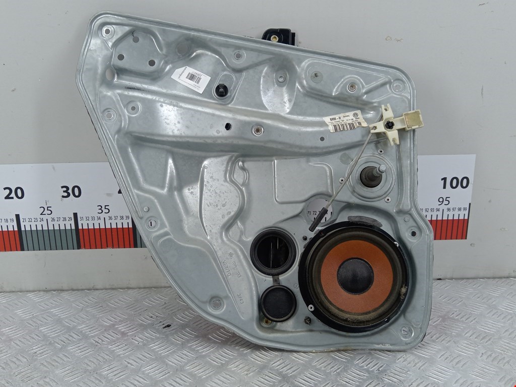 Стеклоподъемник задний левый VOLKSWAGEN Bora 1998-2005