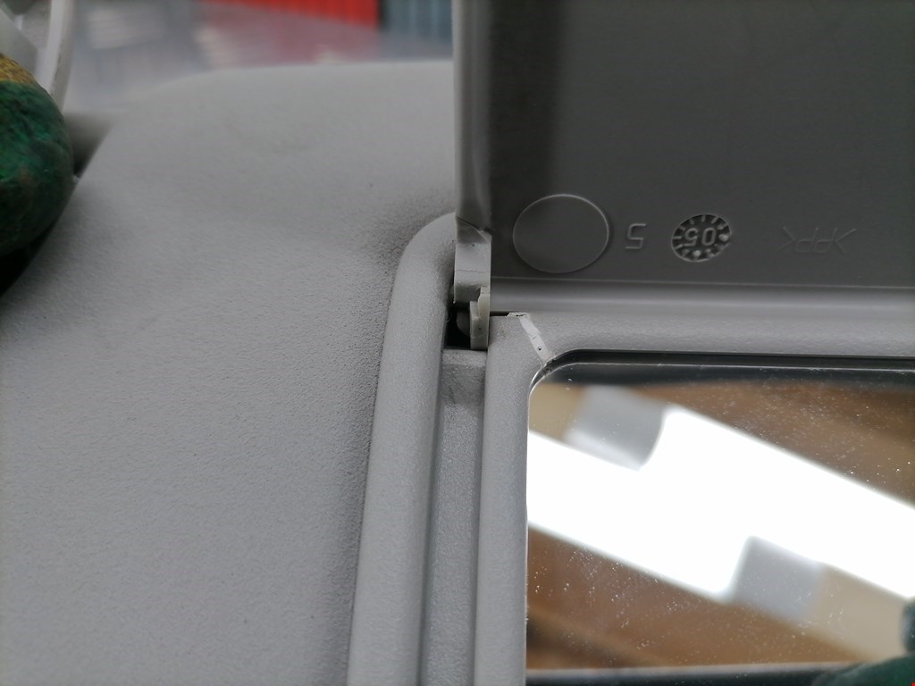 Козырек солнцезащитный FORD Focus II 2005-2011