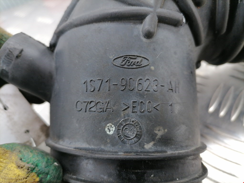 Патрубок воздушного фильтра FORD Mondeo III 2000-2007