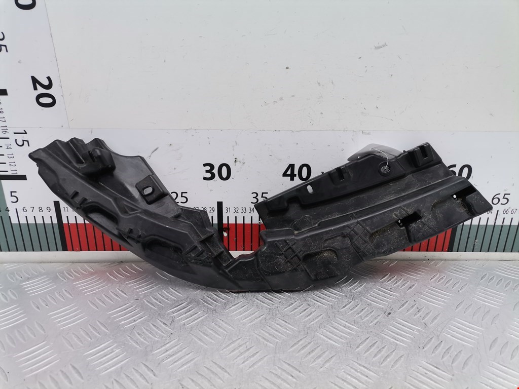 Кронштейн переднего бампера правый RENAULT Laguna 2001-2007