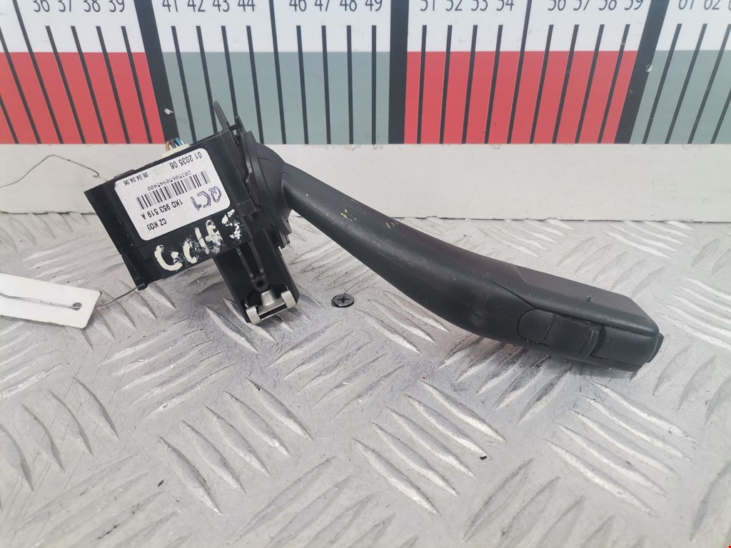 Переключатель стеклоочистителя VOLKSWAGEN Golf V 2003-2009