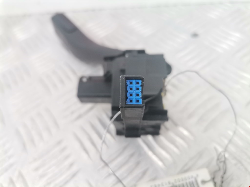 Переключатель стеклоочистителя VOLKSWAGEN Golf V 2003-2009