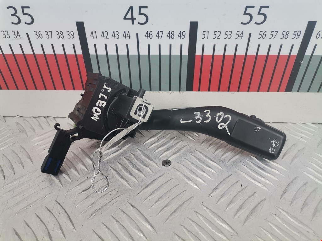 Переключатель стеклоочистителя SEAT Leon 2005-2012