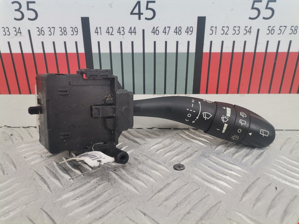 Переключатель стеклоочистителя HYUNDAI i30 2007-2012