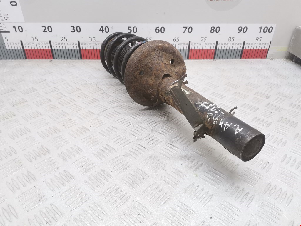 Амортизатор передний левый AUDI A4 B6 2001-2005