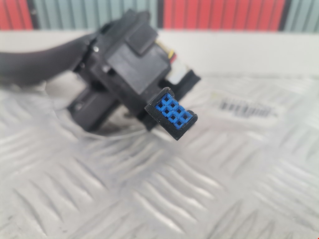 Переключатель стеклоочистителя SEAT Leon 2005-2012