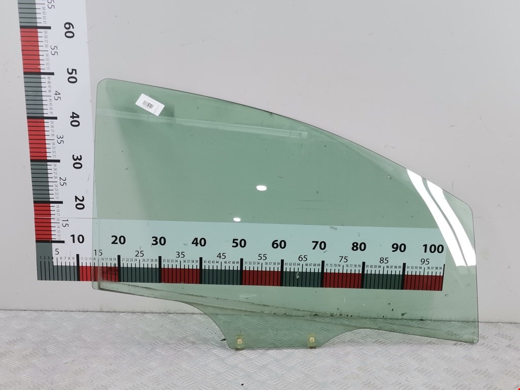 Стекло двери переднее правое PEUGEOT 307 2001-2008