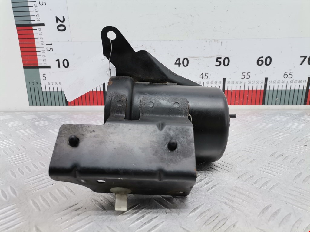 Кронштейн топливного фильтра MITSUBISHI Space Star 1999-2006