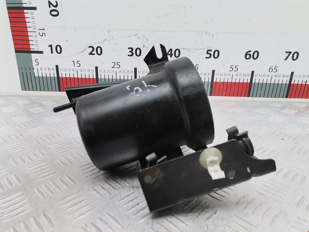 Кронштейн топливного фильтра MITSUBISHI Space Star 1999-2006