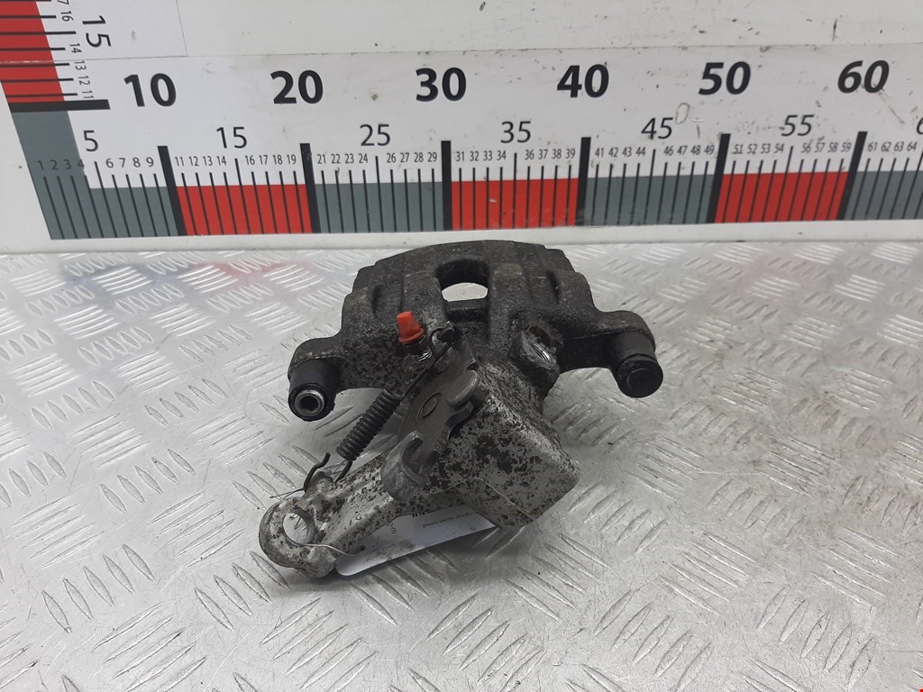 Суппорт задний правый OPEL Signum 2003-2008