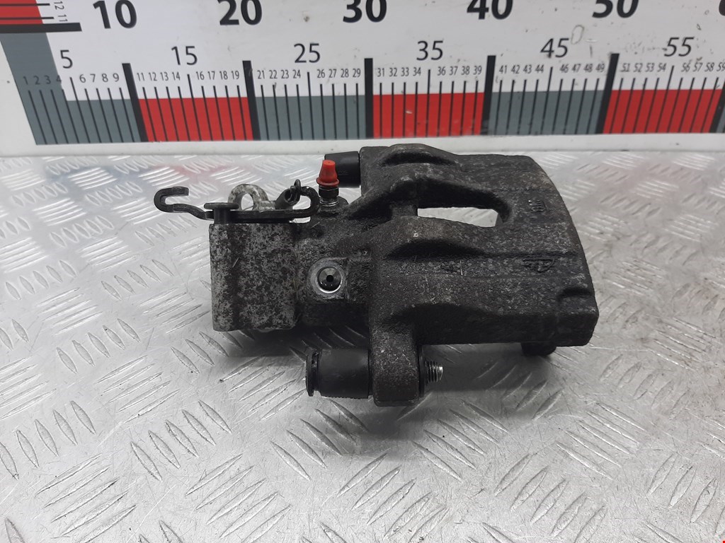 Суппорт задний правый OPEL Signum 2003-2008