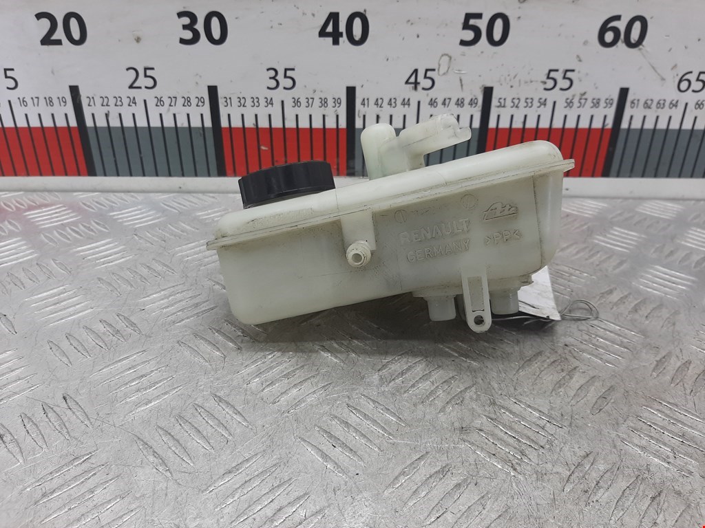 Бачок главного тормозного цилиндра OPEL Signum 2003-2008