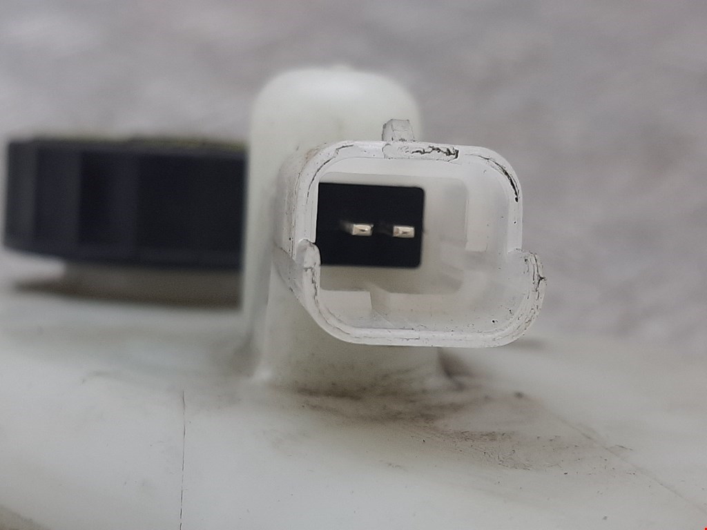 Бачок главного тормозного цилиндра OPEL Signum 2003-2008