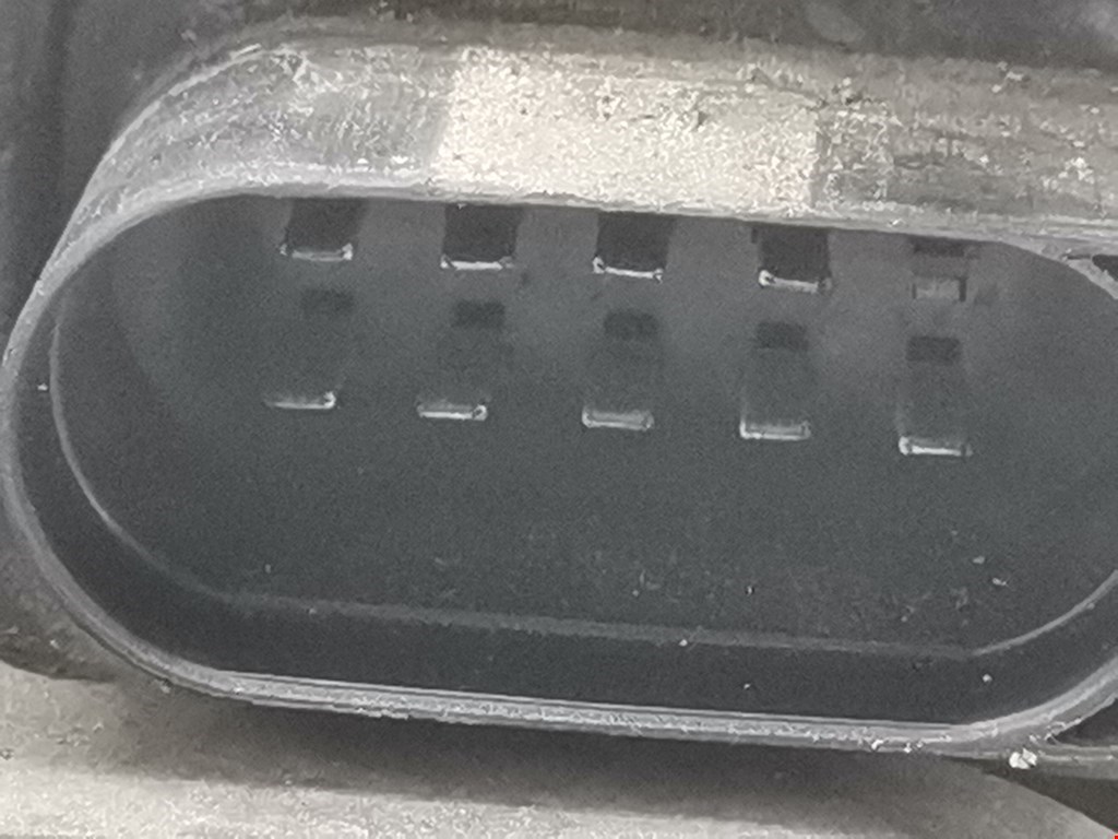 Фара левая VOLKSWAGEN Bora 1998-2005