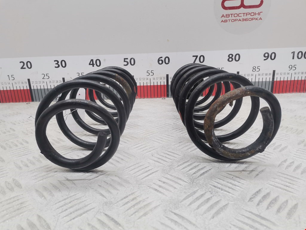 Пружина задняя левая/правая VOLKSWAGEN Golf IV 1997-2003