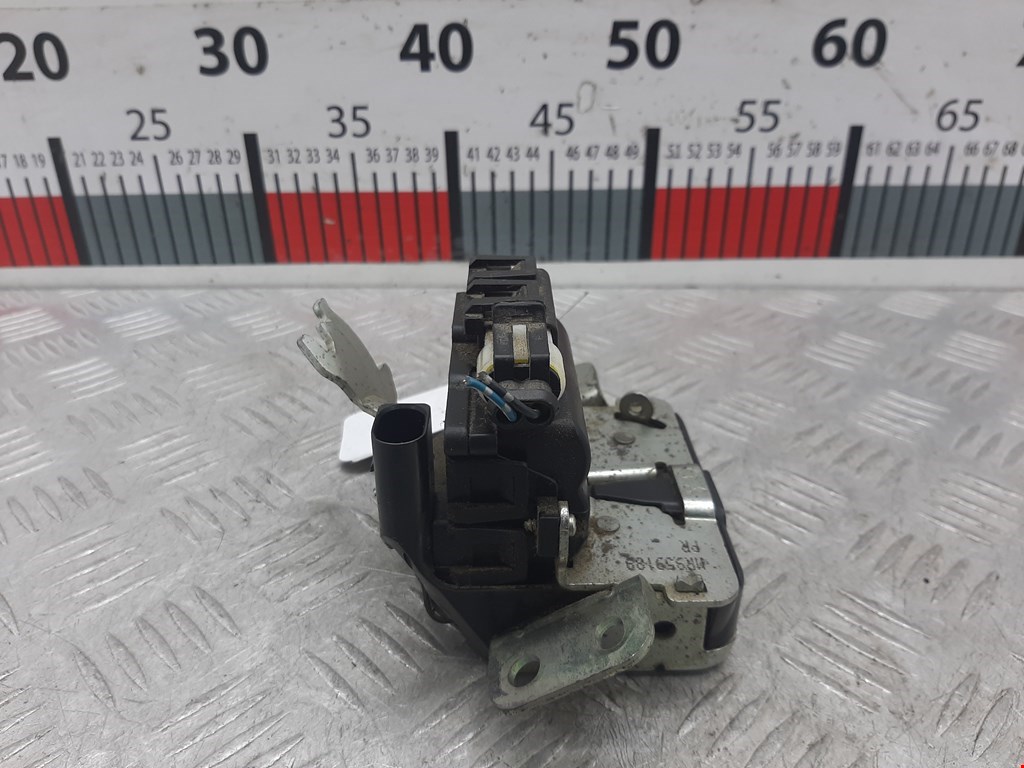 Замок багажника (крышки двери) SMART Forfour W454 2004-2006