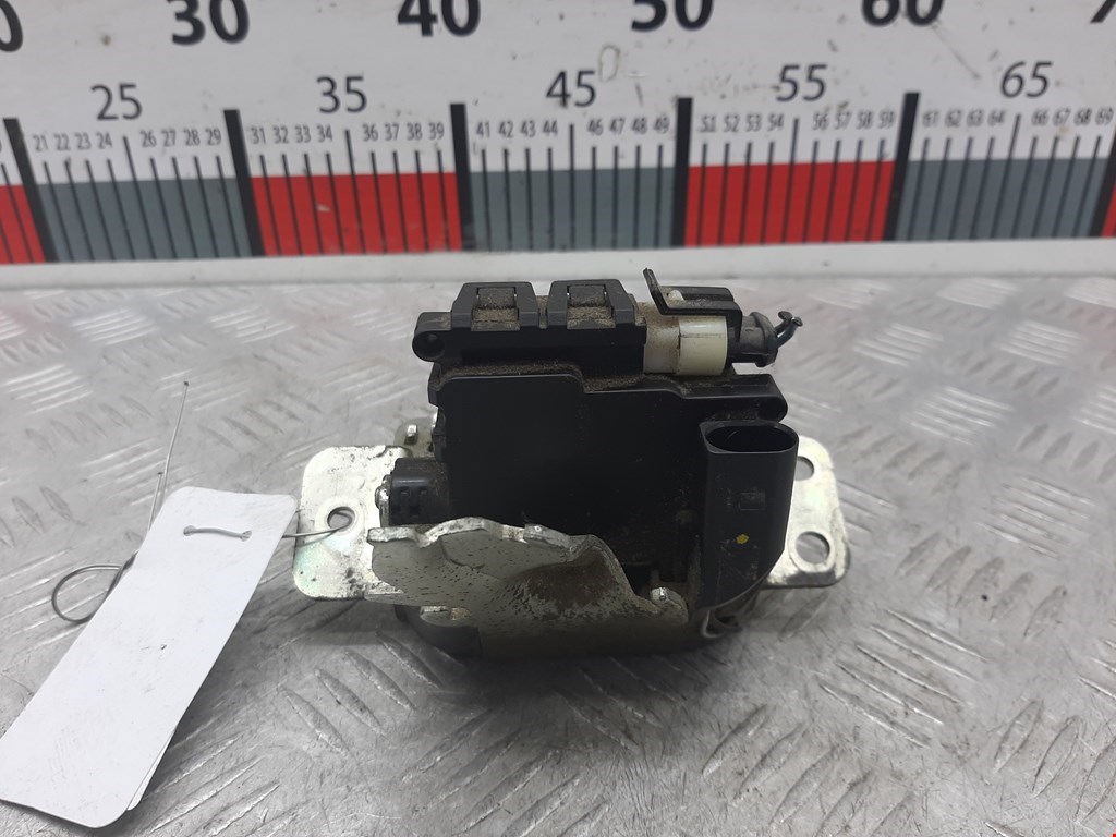 Замок багажника (крышки двери) SMART Forfour W454 2004-2006