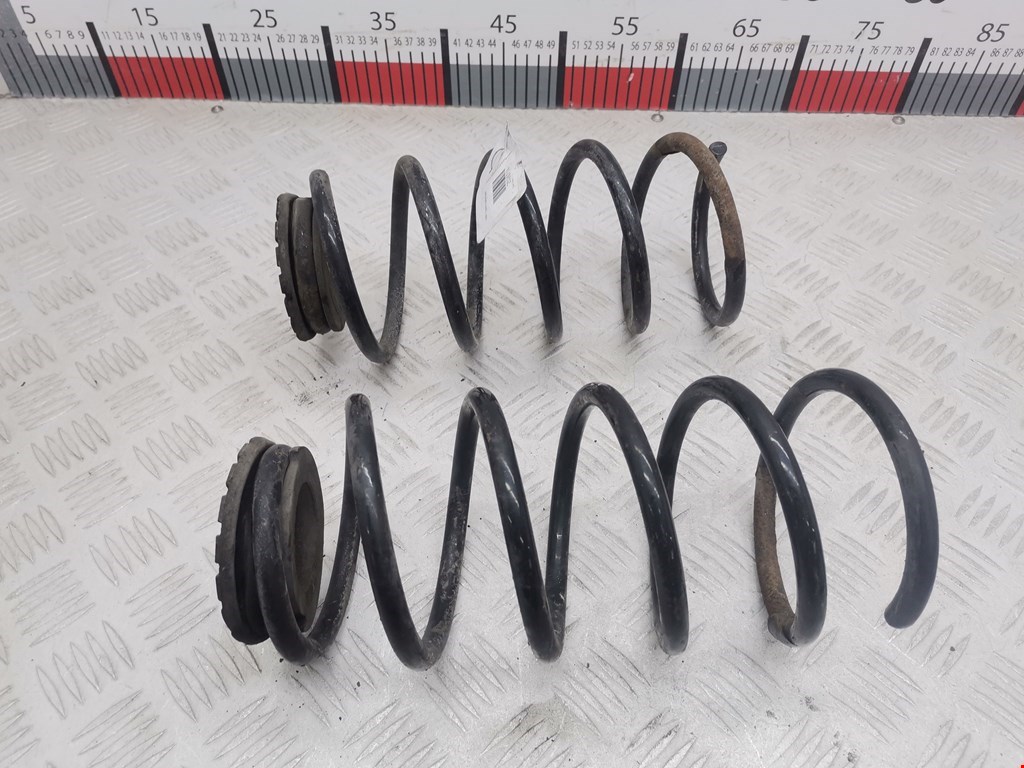 Пружина задняя левая/правая OPEL Corsa D 2006-2014