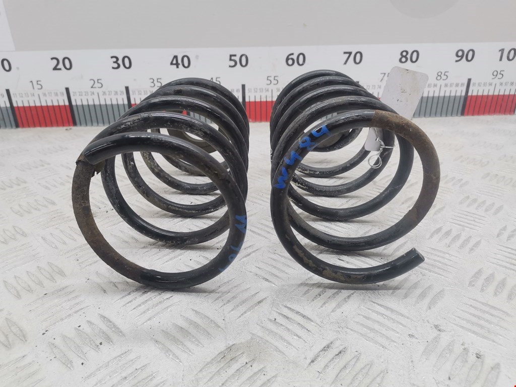 Пружина задняя левая/правая OPEL Corsa D 2006-2014