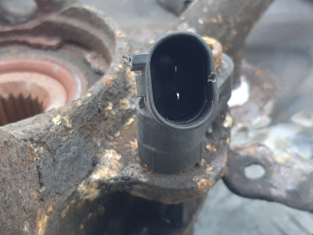 Ступица передняя левая VOLKSWAGEN Golf IV 1997-2003