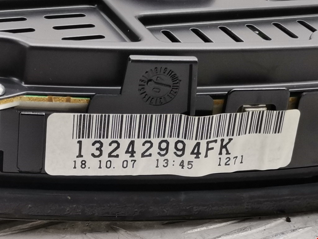 Панель приборов (щиток) OPEL Signum 2003-2008