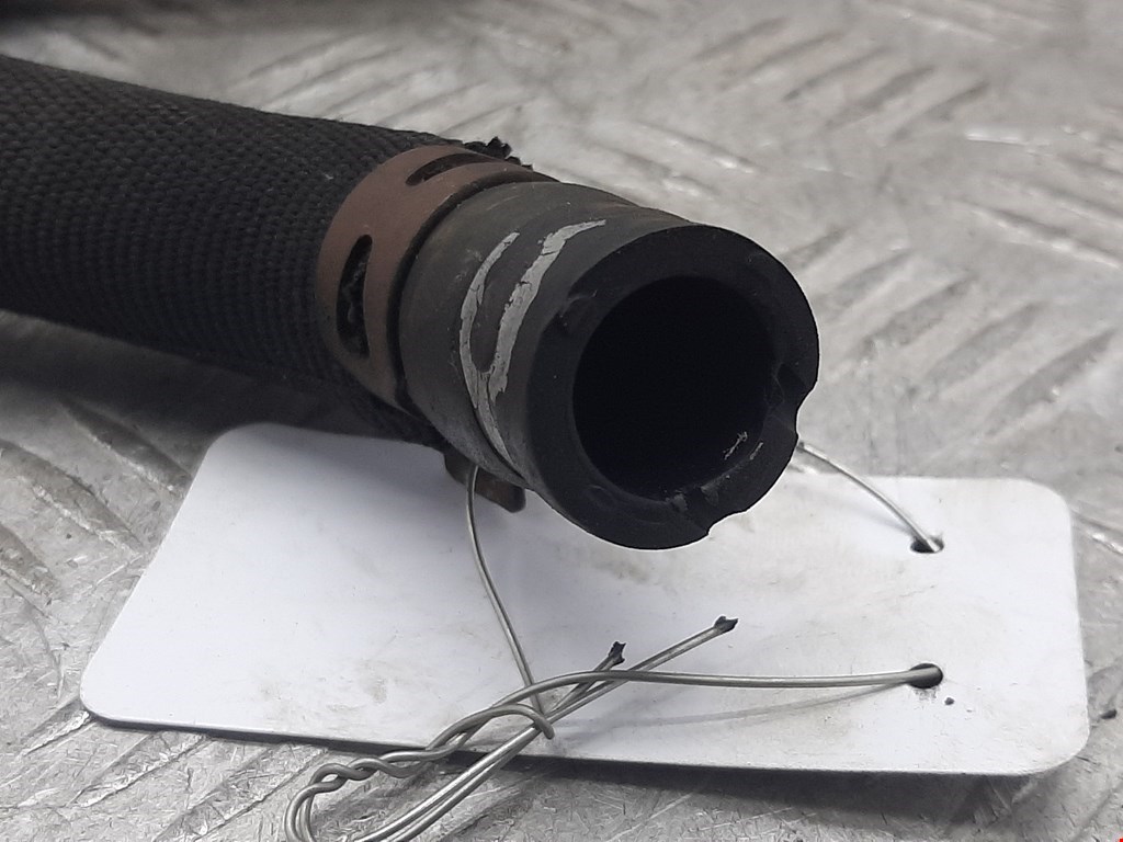 Патрубок отопителя RENAULT Megane II 2002-2009