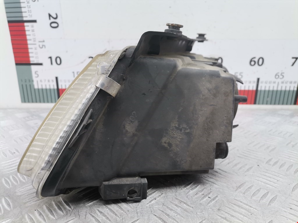 Фара правая VOLKSWAGEN Passat B5 1997-2005