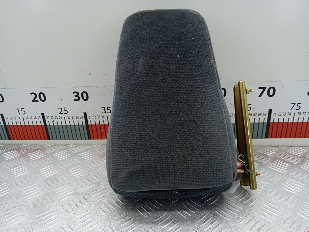 Подлокотник в салон RENAULT Laguna 1993-2000