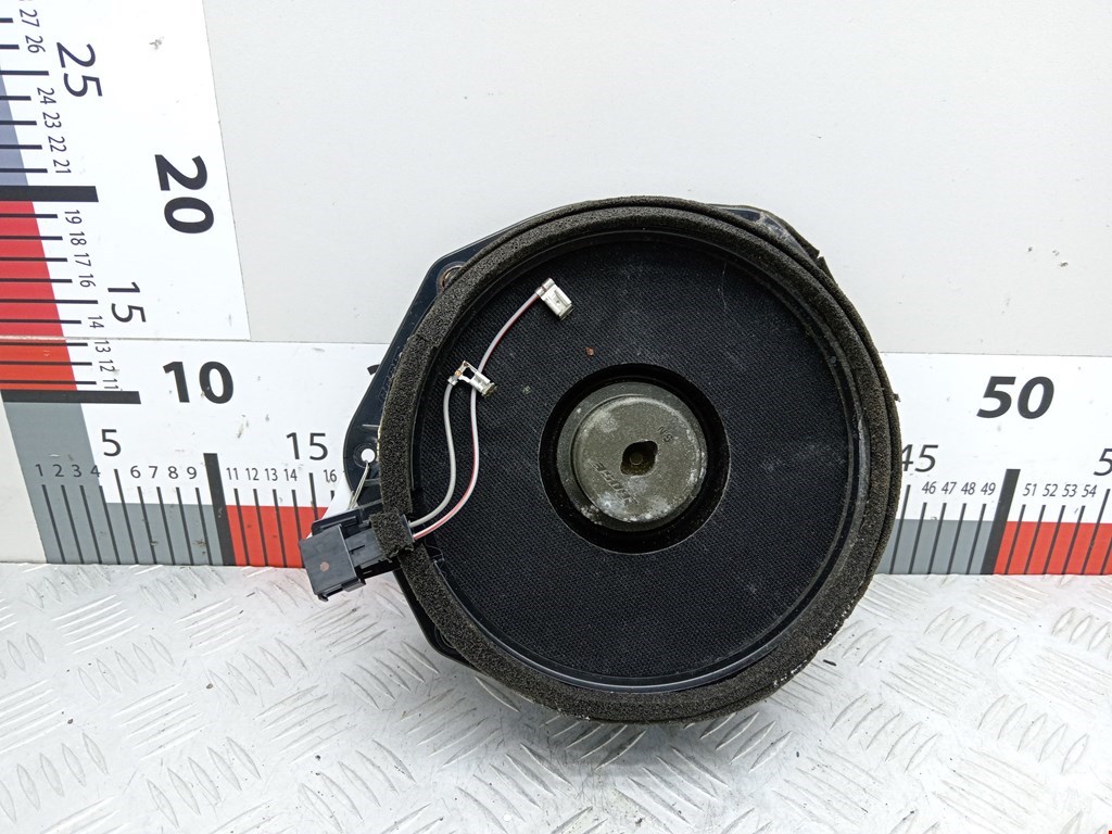 Динамик AUDI A8 D3 2003-2010