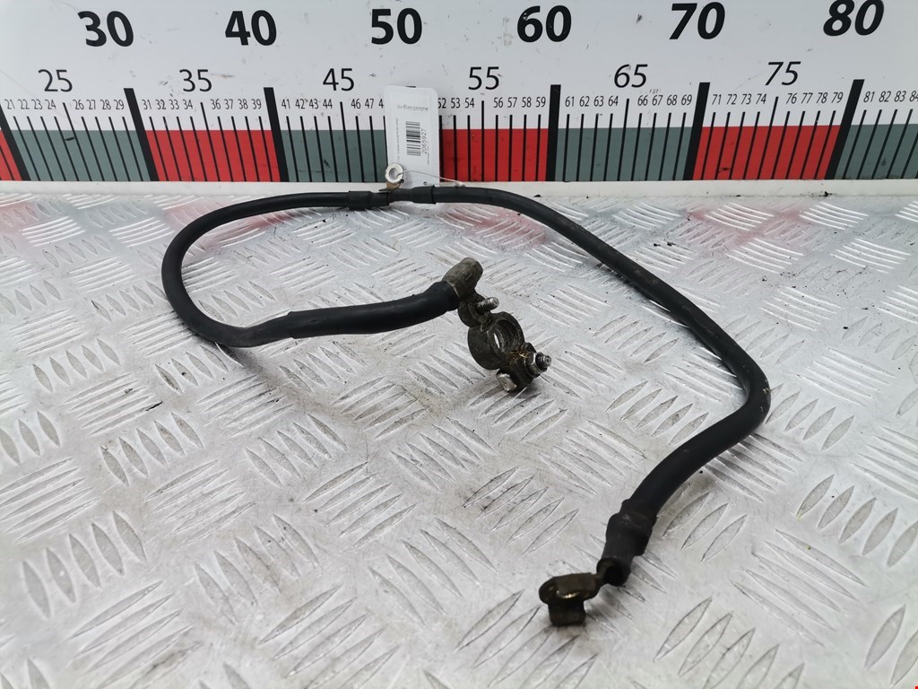 Клемма аккумулятора (минус) - VOLKSWAGEN Bora 1998-2005