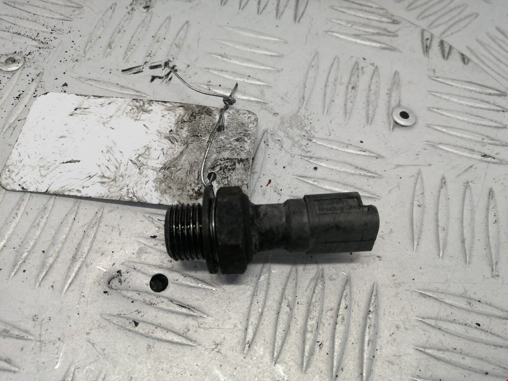 Датчик давления масла TOYOTA Aygo AB10 2005-2014