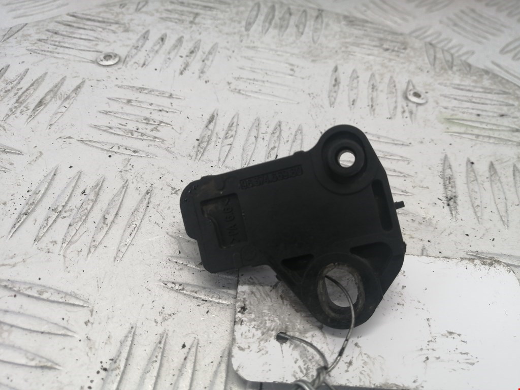 Датчик положения коленвала TOYOTA Aygo AB10 2005-2014