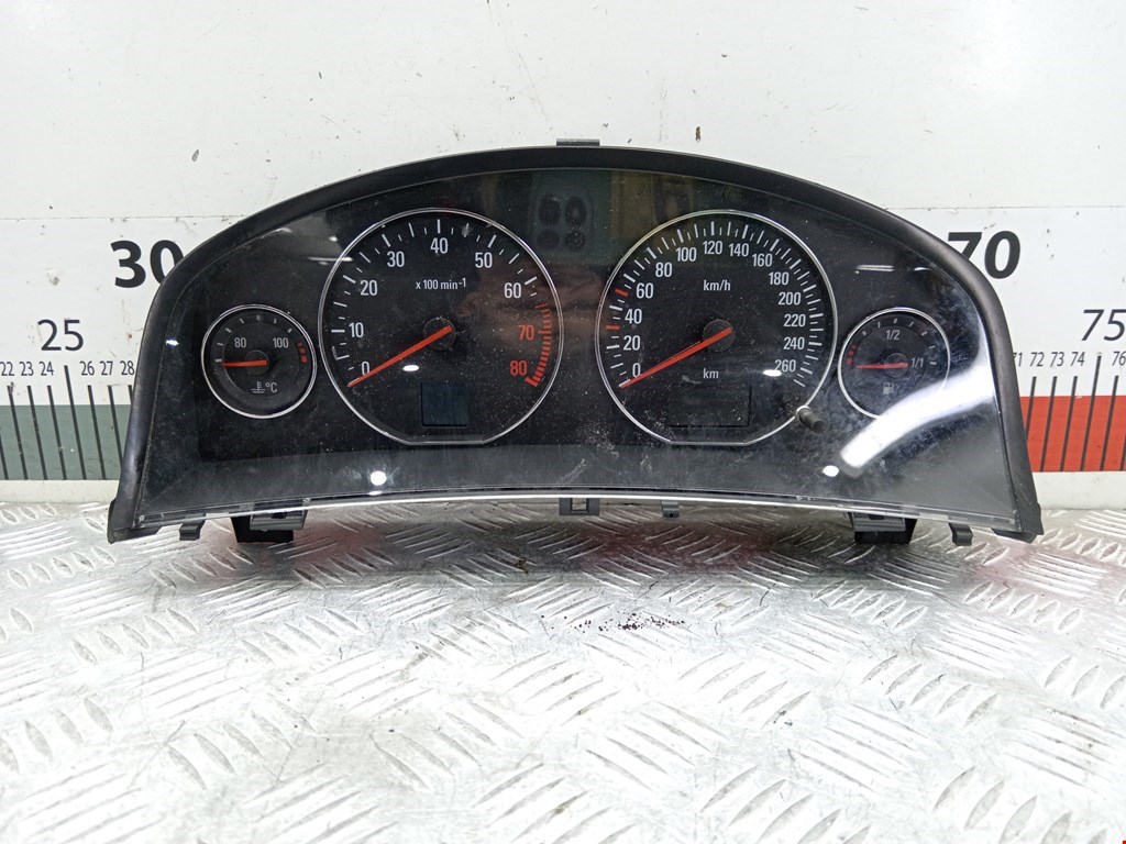 Панель приборов (щиток) OPEL Signum 2003-2008
