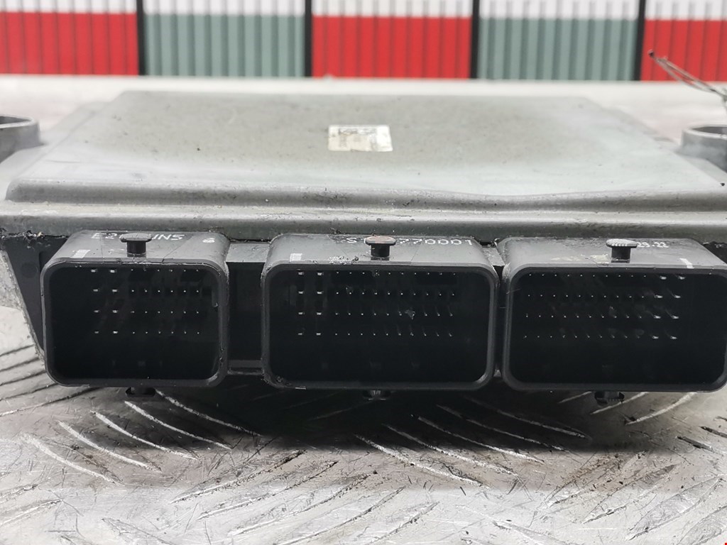 Блок управления двигателя (ЭБУ) CITROEN C5 I 2001-2008