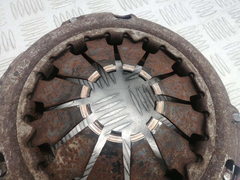 Маховик (демпфер сцепления) TOYOTA Aygo AB10 2005-2014