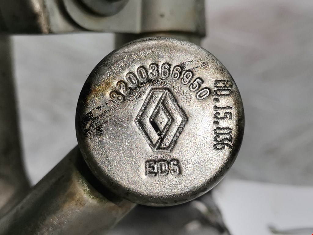 Патрубок RENAULT Megane II 2002-2009