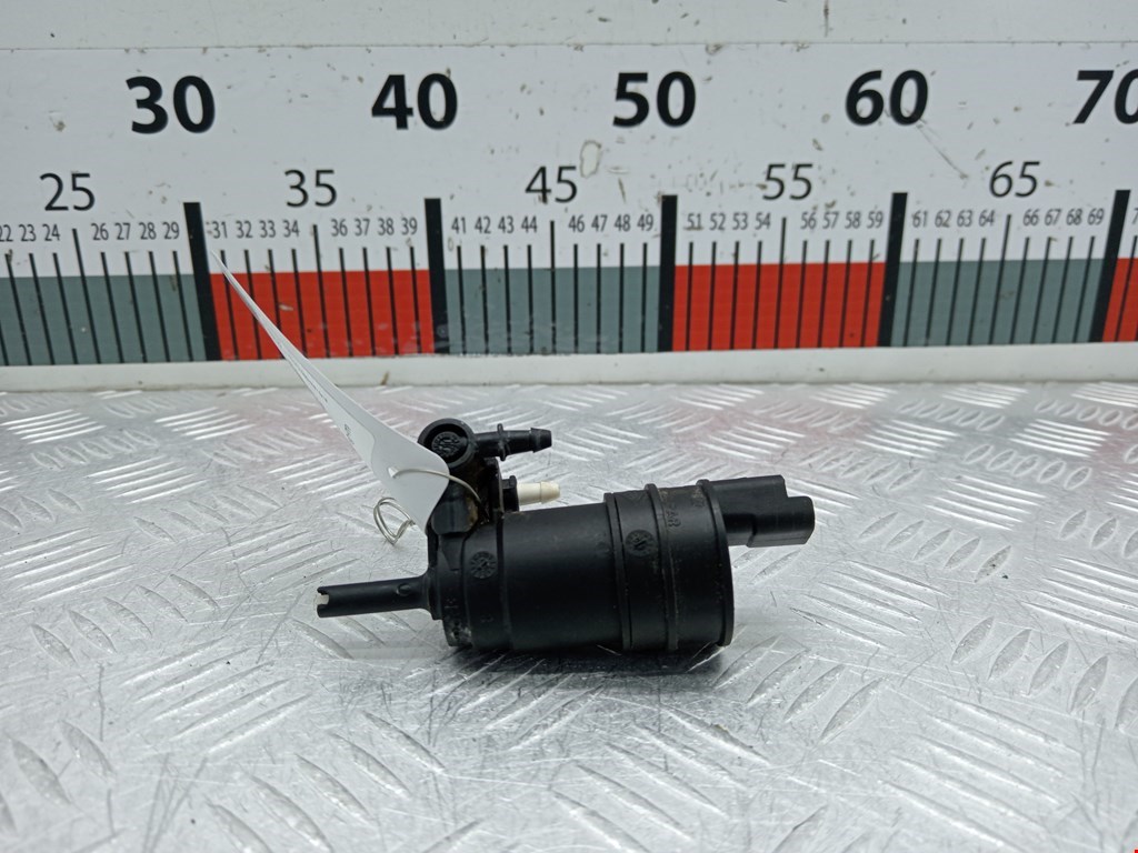 Насос (моторчик) омывателя Renault Scenic 1 (1996-2003)