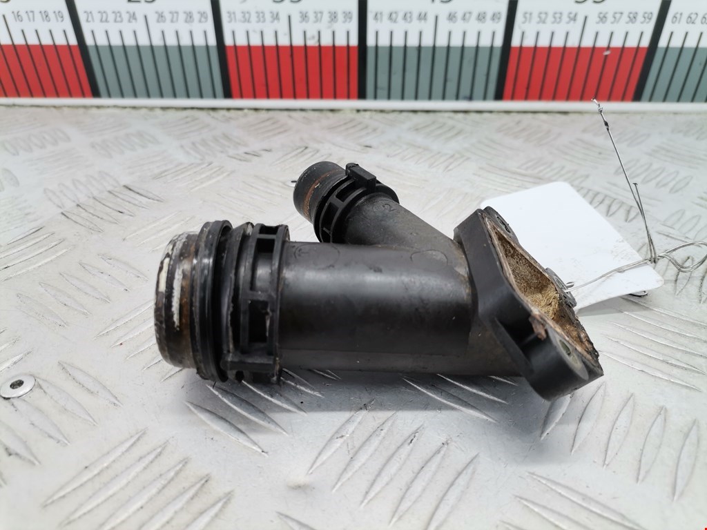 Тройник системы охлаждения BMW 5er 5 серия E39 1995-2004