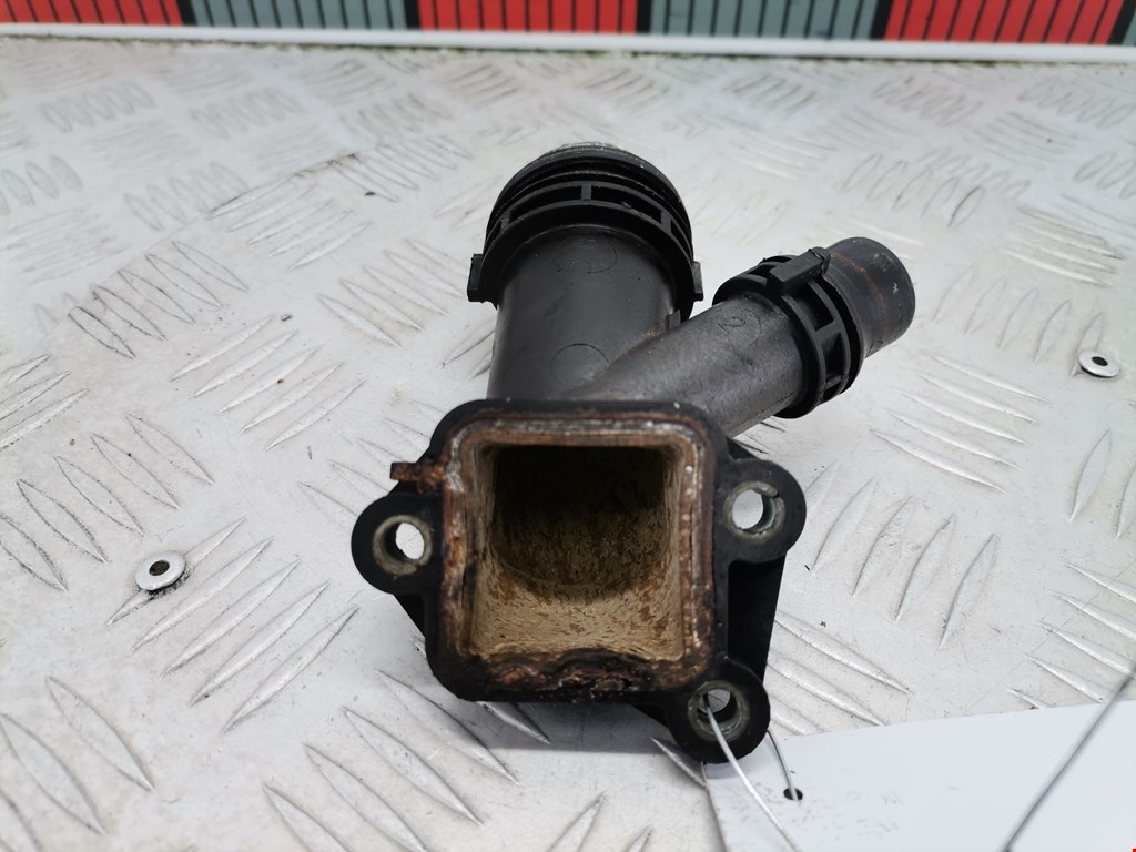 Тройник системы охлаждения BMW 5er 5 серия E39 1995-2004