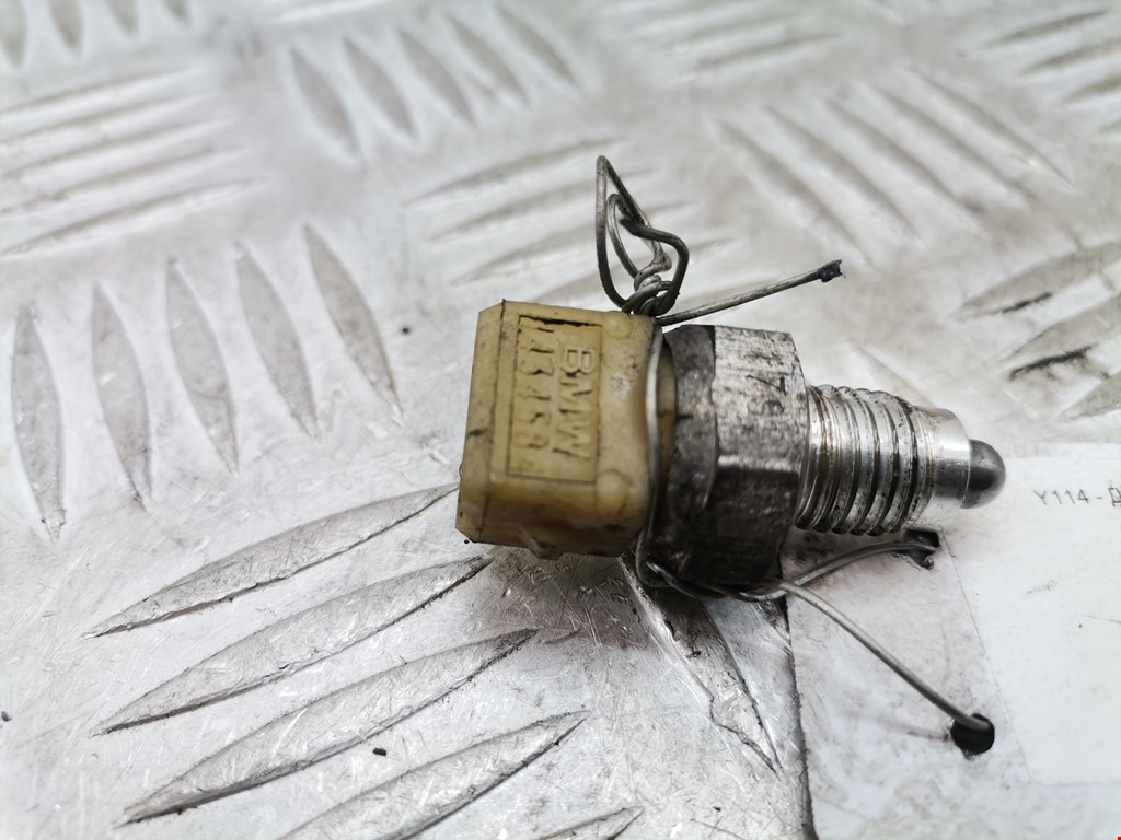 Датчик включения заднего хода BMW 5er 5 серия E39 1995-2004