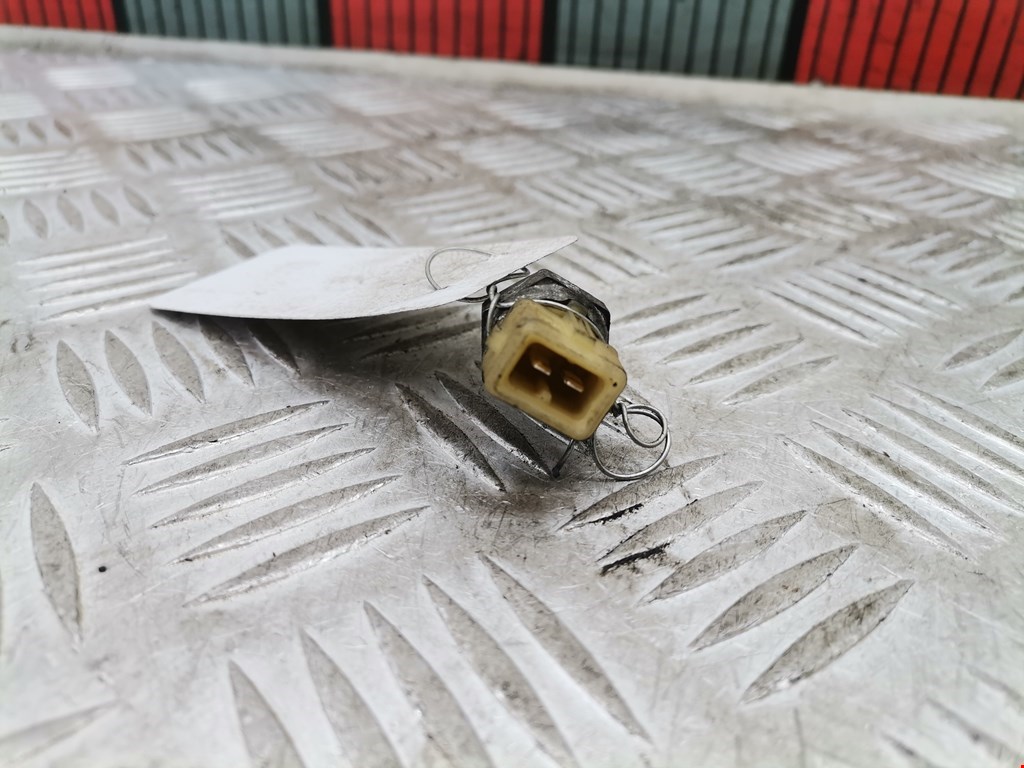 Датчик включения заднего хода BMW 5er 5 серия E39 1995-2004