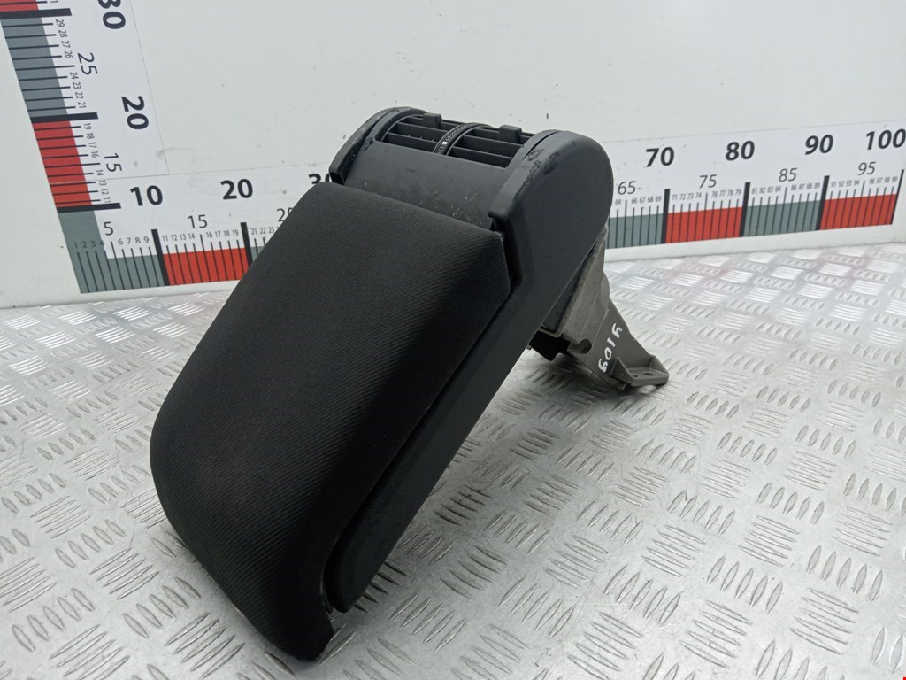 Подлокотник в салон OPEL Signum 2003-2008