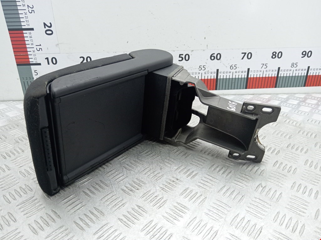 Подлокотник в салон OPEL Signum 2003-2008