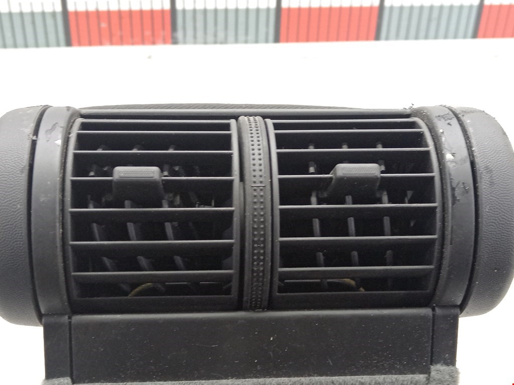 Подлокотник в салон OPEL Signum 2003-2008