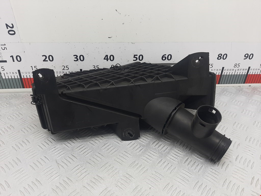 Корпус воздушного фильтра RENAULT Laguna 1993-2000