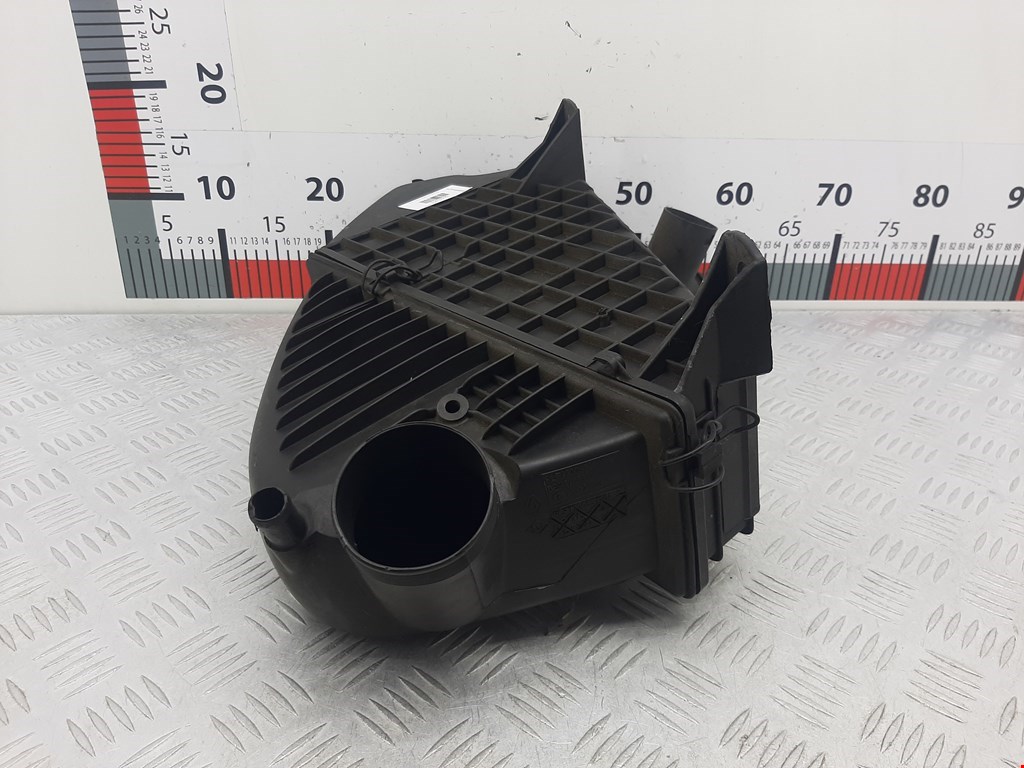 Корпус воздушного фильтра RENAULT Laguna 1993-2000
