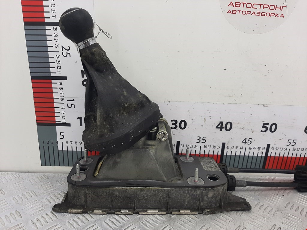 Кулиса (селектор) АКПП/МКПП в салоне VOLKSWAGEN Touran 2003-2010