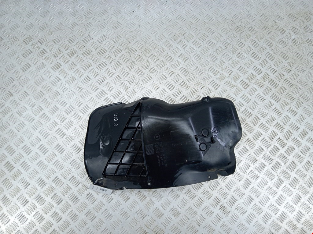 Локер (подкрылок) задний правый OPEL Signum 2003-2008