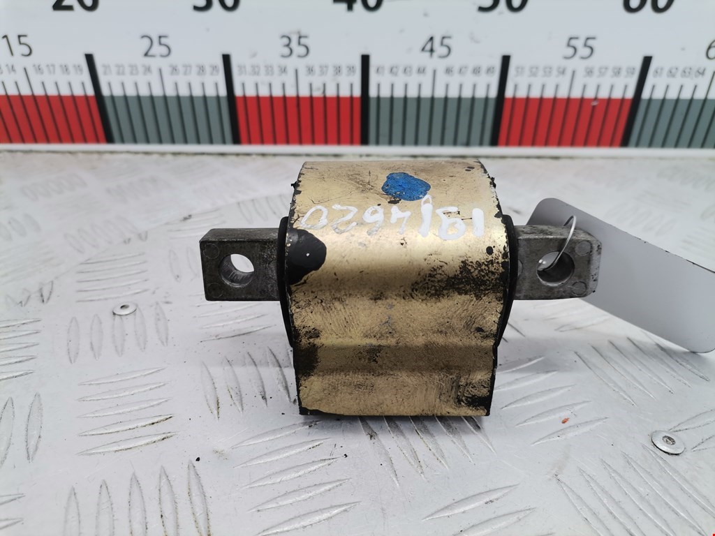 Подушка (опора) крепления КПП Mercedes C-Class (W203) (2000-2008)